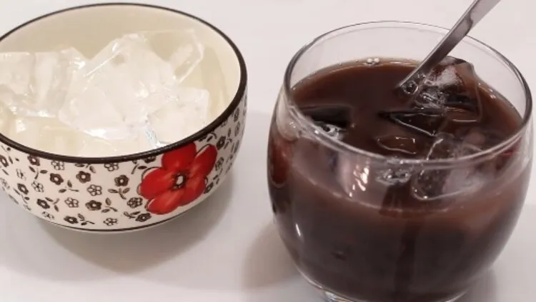 Hướng dẫn cách nấu chè đậu đen với nha đam chi tiết