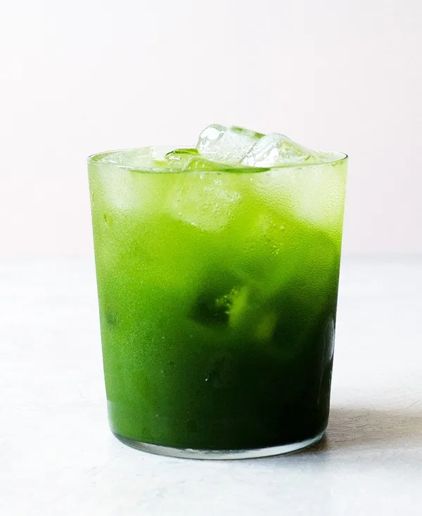 Vẻ đẹp thanh khiết của Iced Cold Brew Matcha mang lại cảm giác nhẹ nhàng