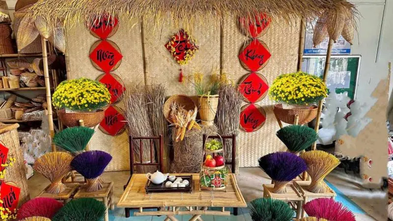 Sử dụng hoa tươi và cây cảnh