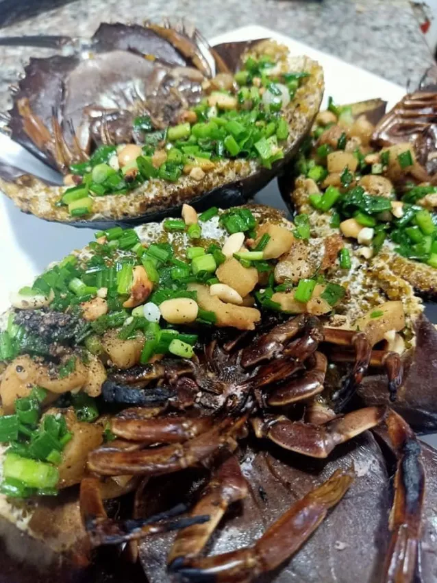 Các món hải sản tươi ngon được chế biến tại Trung Hoa Quán