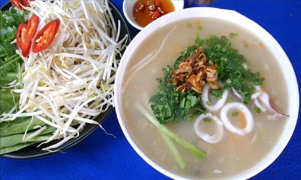 Cháo mực giá đỗ