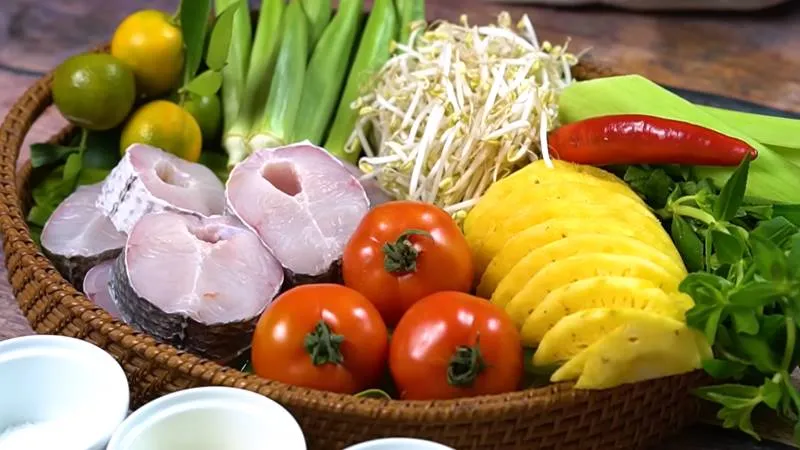 Nguyên liệu làm món canh chua cá lóc miền Trung