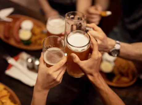 Hải sản tươi sống tại bể của nhà hàng