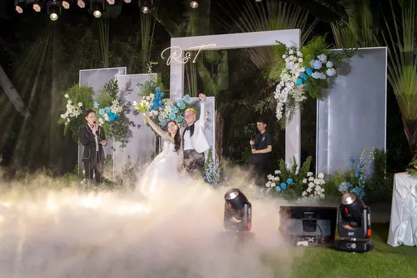 Tiệc cưới đêm lung linh giữa thiên nhiên tại Sân Golf Sông Bé