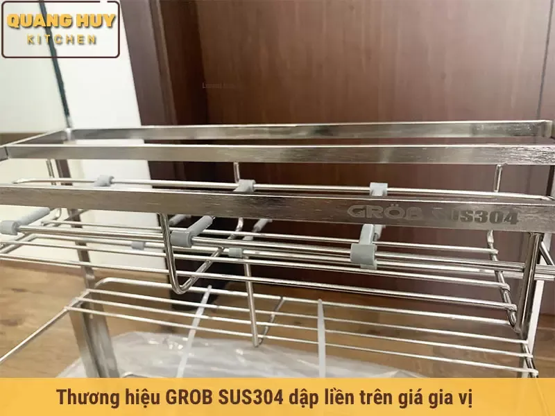 Logo thương hiệu dập chìm trên thanh inox 304