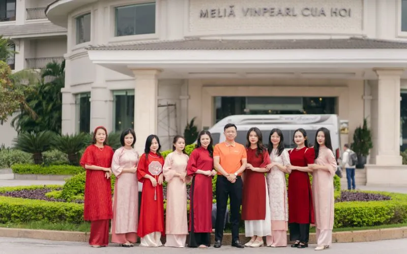 Khách sạn Galina về đêm