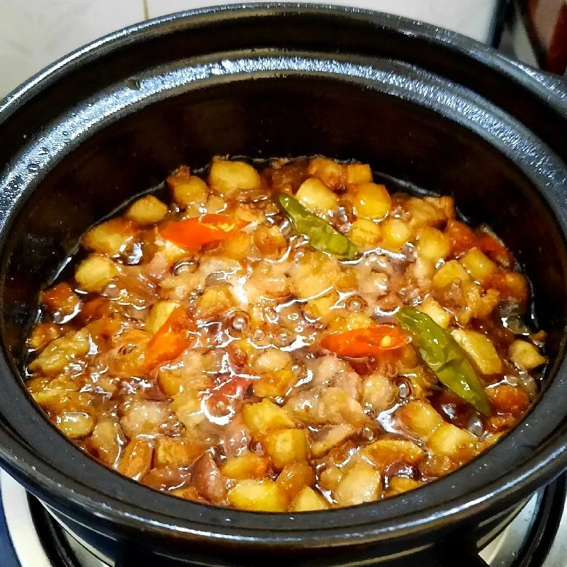 Thành phẩm kho quẹt sánh đặc thơm nồng mùi tiêu ớt