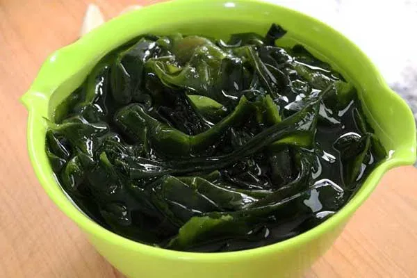 Không nên ngâm rong biển khô quá lâu trong nước