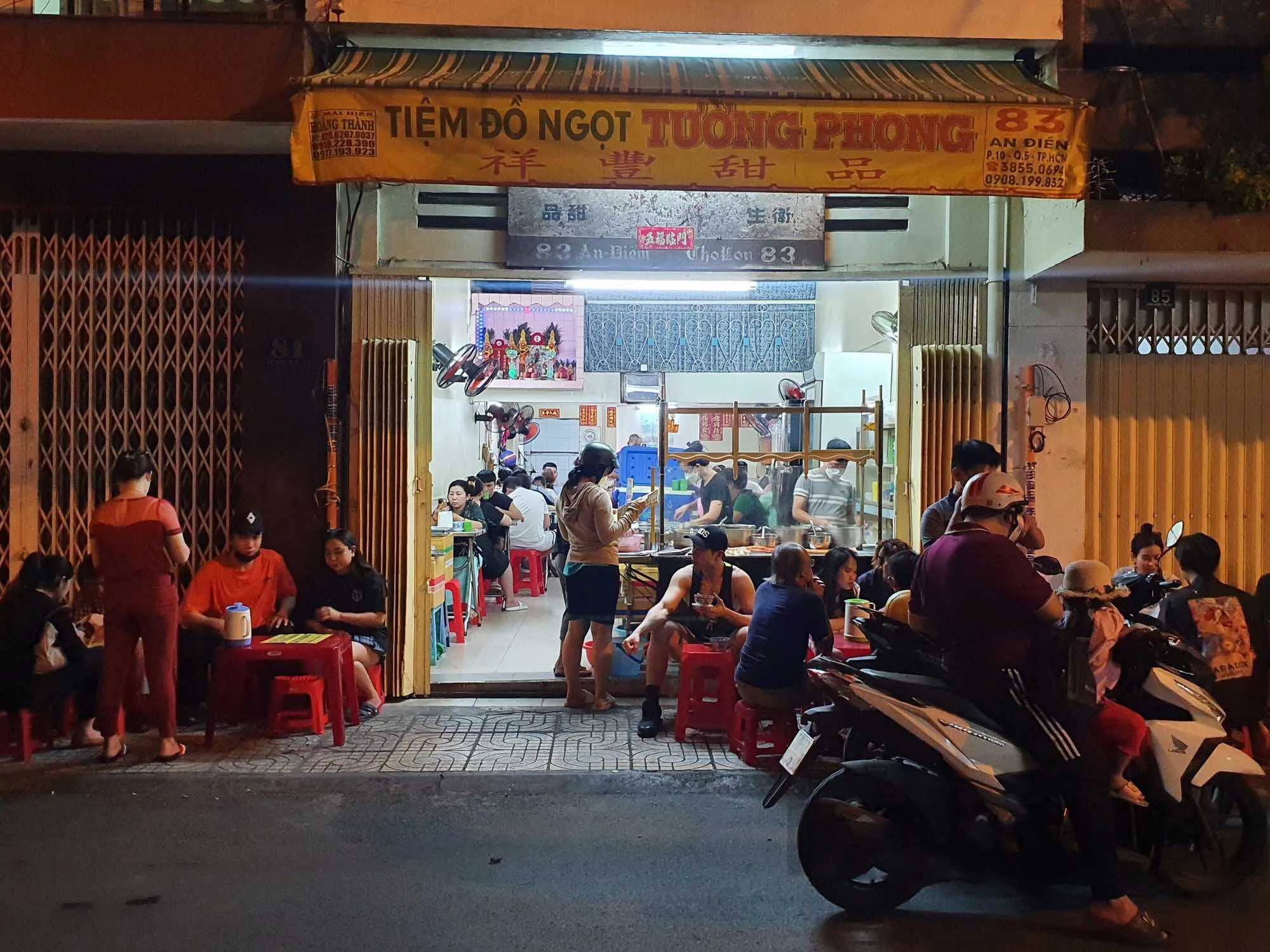 Bát chè sâm bổ lượng giải nhiệt tại Tường Phong với nhiều loại thảo mộc tốt cho sức khỏe