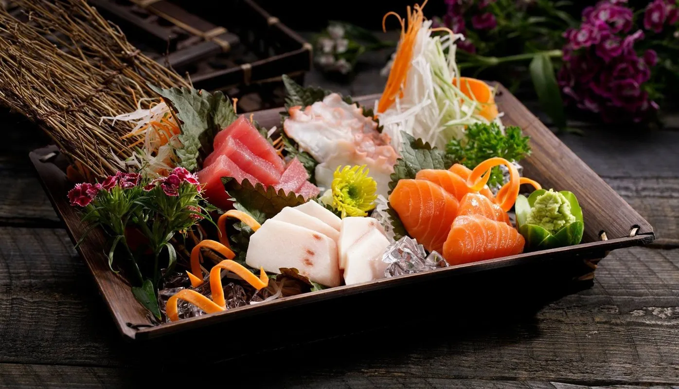 Nhà hàng Lá Phong - Nhà hàng Nhật Quận 1