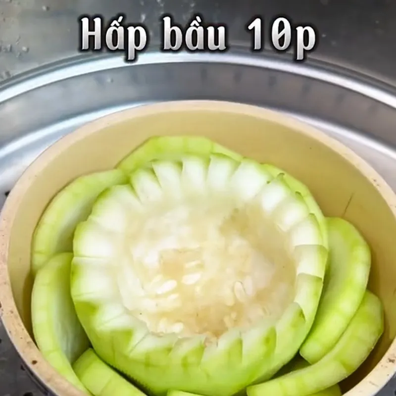 Um hột vịt lộn với bầu