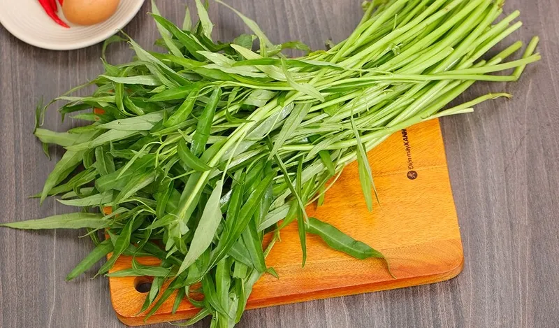 Thịt bò không nên ăn sau lăn kim vì gây sẹo lồi