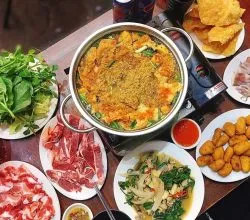 Nhà hàng lẩu cua đồng Hải Phòng Bỗng có sự biến tấu mới mẻ nhưng vẫn giữ vị ngon truyền thống