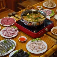 Nếu bạn có cơ hội, hãy ghé quán lẩu cua đồng ngon Hải Phòng 79B Hai Bà Trưng để thưởng thức lẩu cua đồng trọn vị