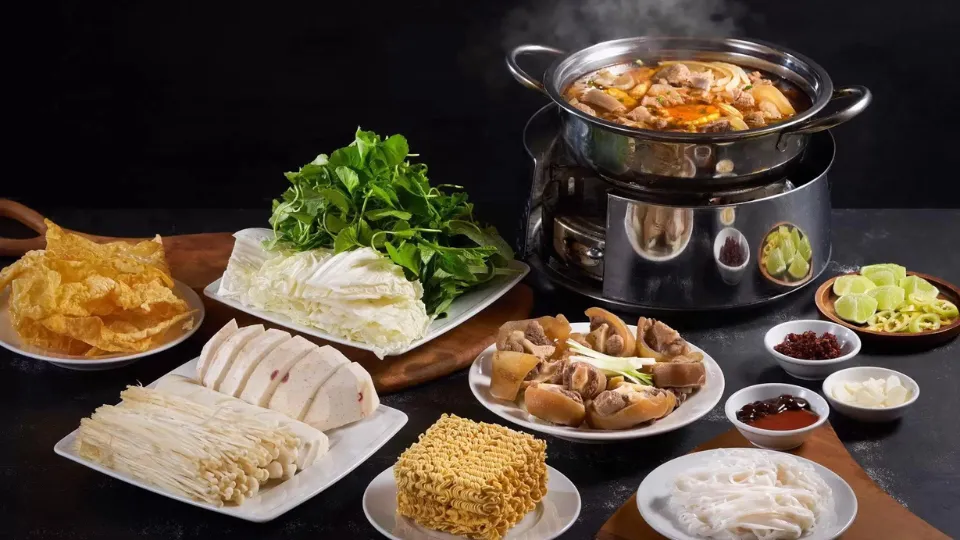 Lẩu đuôi bò là gì?