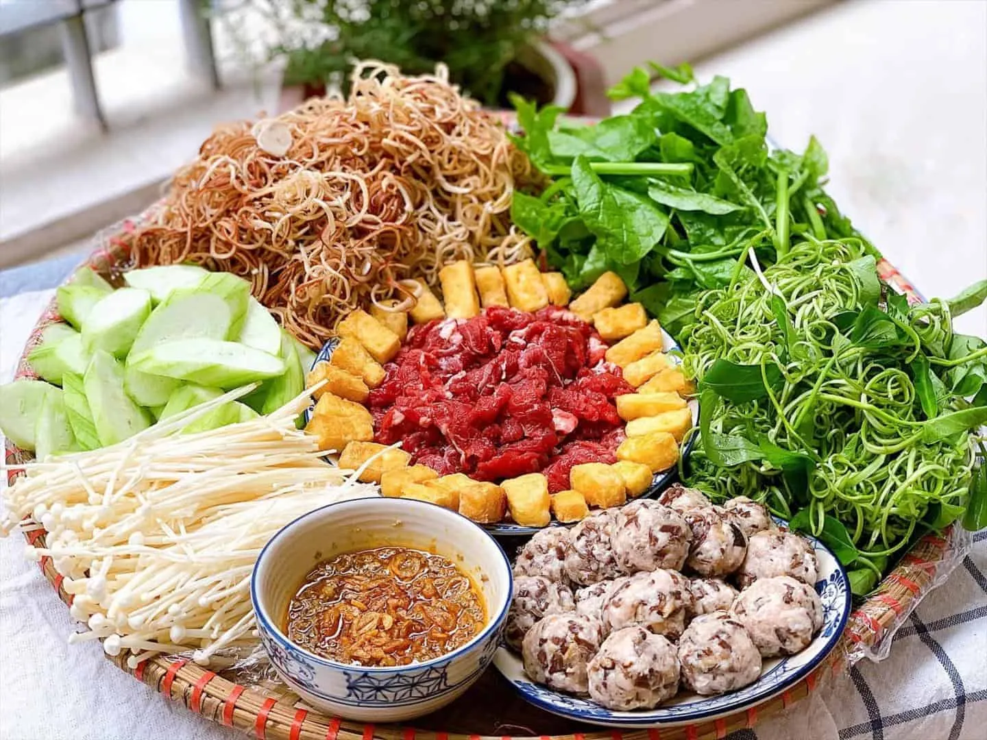 cách nấu món lẩu ngon riêu cua bắp bò đậm đà
