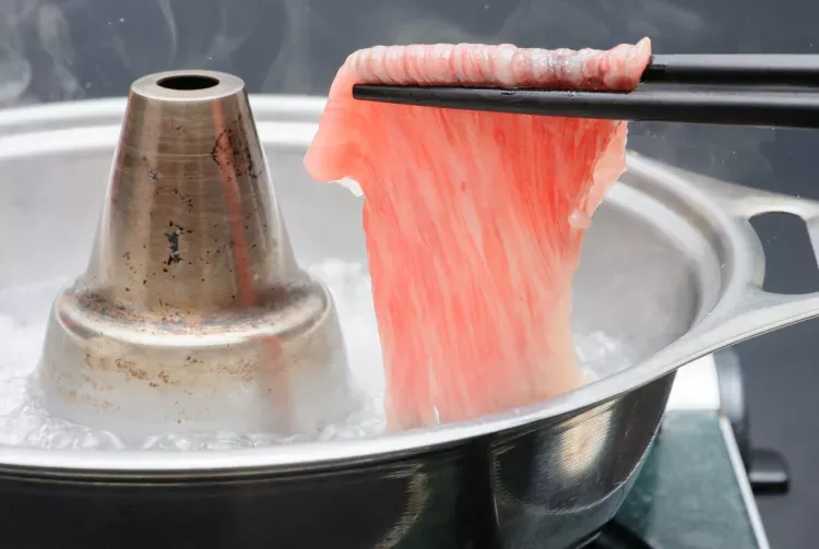 Kazusa Wagyu nuôi bằng nước giàu iốt từ vùng ven biển Chiba