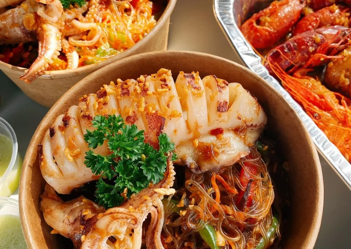 Lobster Bay Sài Gòn