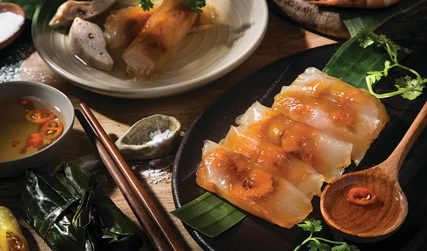 Bánh bột lọc Huế và nước mắm chấm đi kèm chuẩn vị 2026