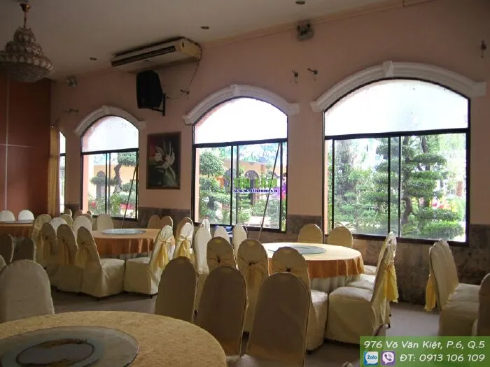 Màn vải đẹp đường Lý Thường Kiệt - Không gian nhà hàng