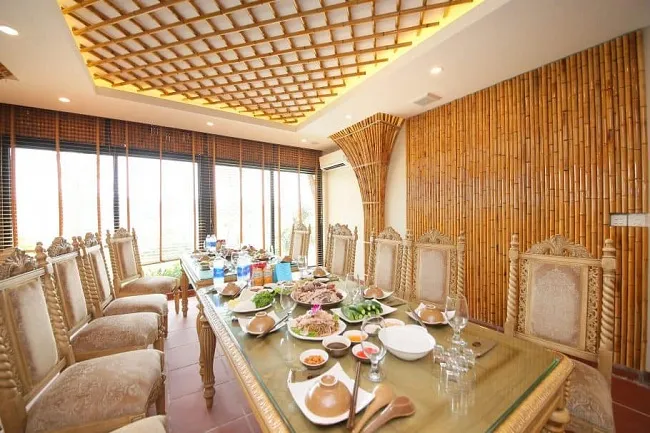 Mẫu phòng VIP phong cách tối giản cho nhà hàng Việt mới