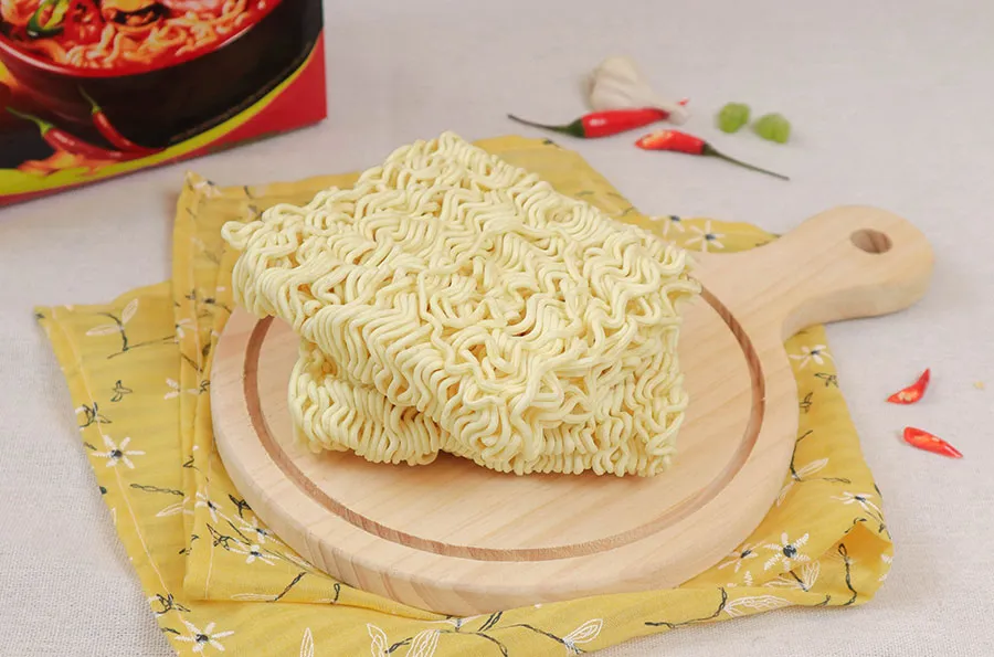 Mì nấu mì cay chuyên dụng tại quán ăn Ramen Noodles