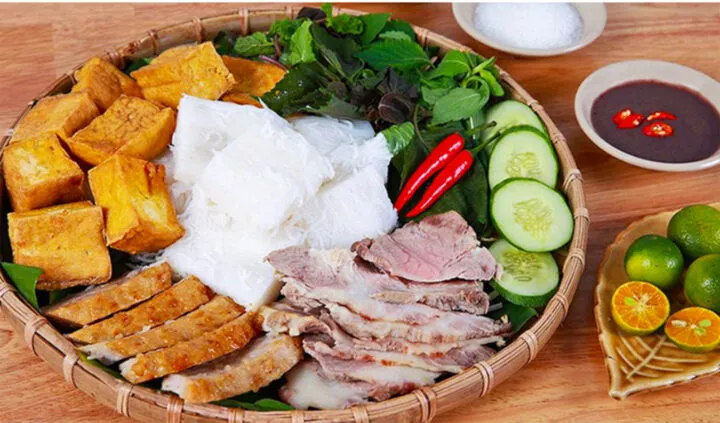 Mẹt bún đậu mắm tôm đầy đủ topping hấp dẫn với cách nấu bún đậu mắm tôm chuẩn vị