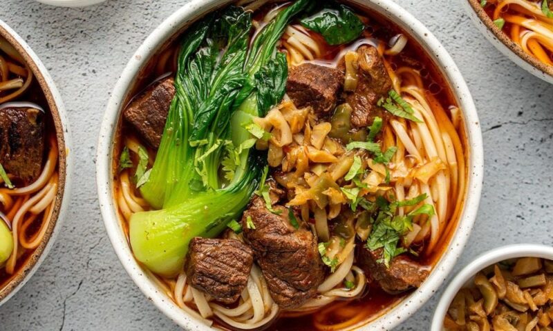 Chuẩn Vị Đài Loan: Hướng Dẫn Chi Tiết Cách Nấu Mì Bò Chuẩn Nhà Hàng