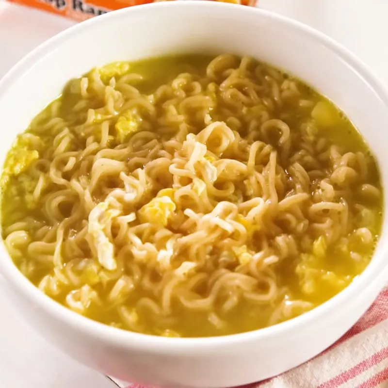 Mì trứng đánh sánh mịn