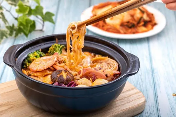 Công thức nấu mì cay 7 cấp độ