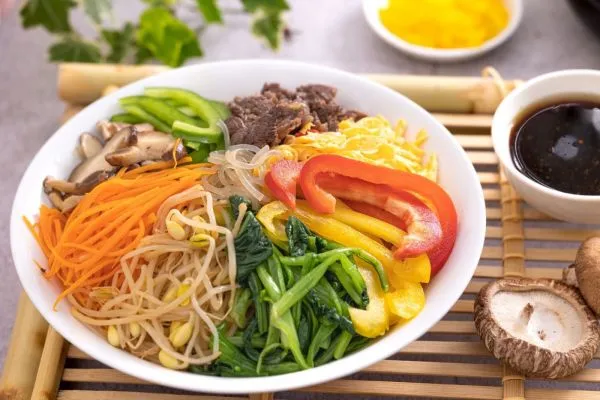 Kỹ thuật làm miến trộn Hàn Quốc dai ngon