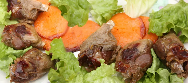 Thịt vịt nấu rau cải