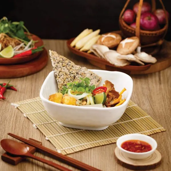 Mì chay kiểu Hàn với nguyên liệu tươi sạch