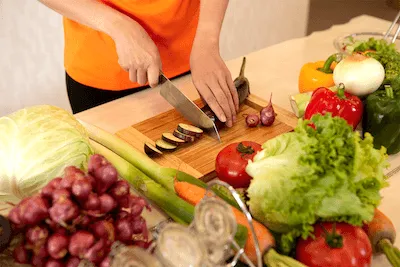 nau-an-com-nha-ngon-mieng