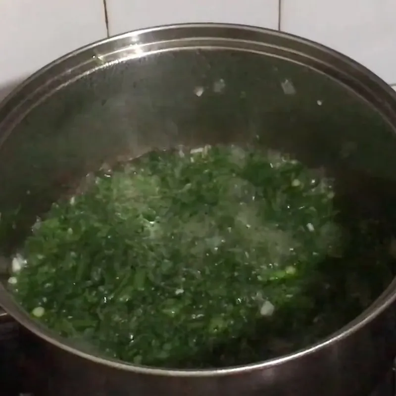 Hoàn thành nêm nếm canh