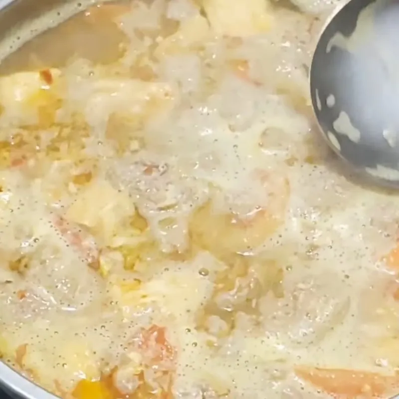 Nấu nước lẩu cua đồng Lẩu cua đồng miền Nam