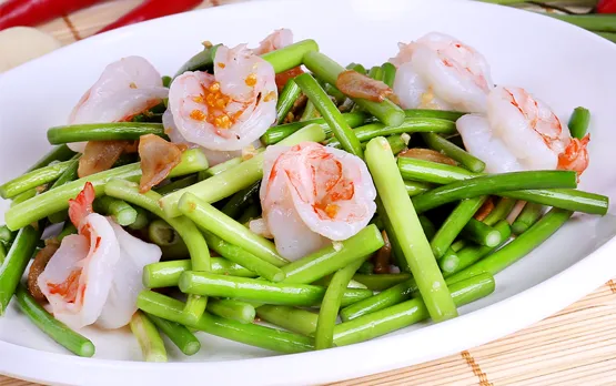 Ngồng tỏi xào tôm