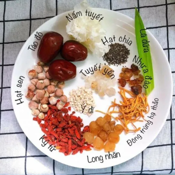 Các loại nguyên liệu cho món chè dưỡng nhan