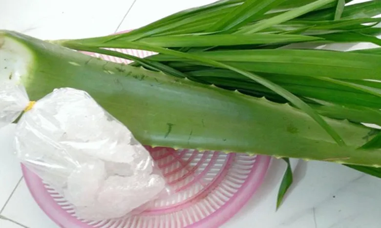 Nguyên liệu chuẩn bị cho món chè nha đam đường phèn