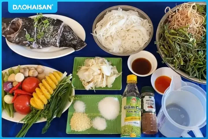 Bày trí rau ăn kèm cho các loại cá nấu lẩu thêm hấp dẫn