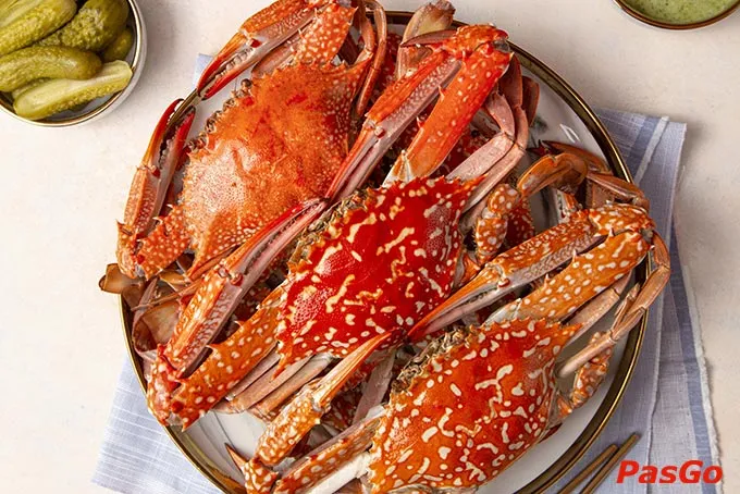 Đầu bếp Cửu Vân Long dành tâm huyết vào từng món ăn, mang lại sự chỉn chu từ hình ảnh đến hương vị