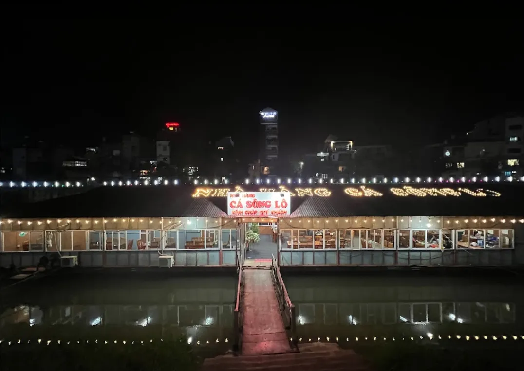 Nhà hàng Cá Sông Lô