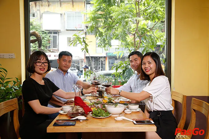 Dê ré ủ trấu thơm ngon tại Dê Ré Song Dương