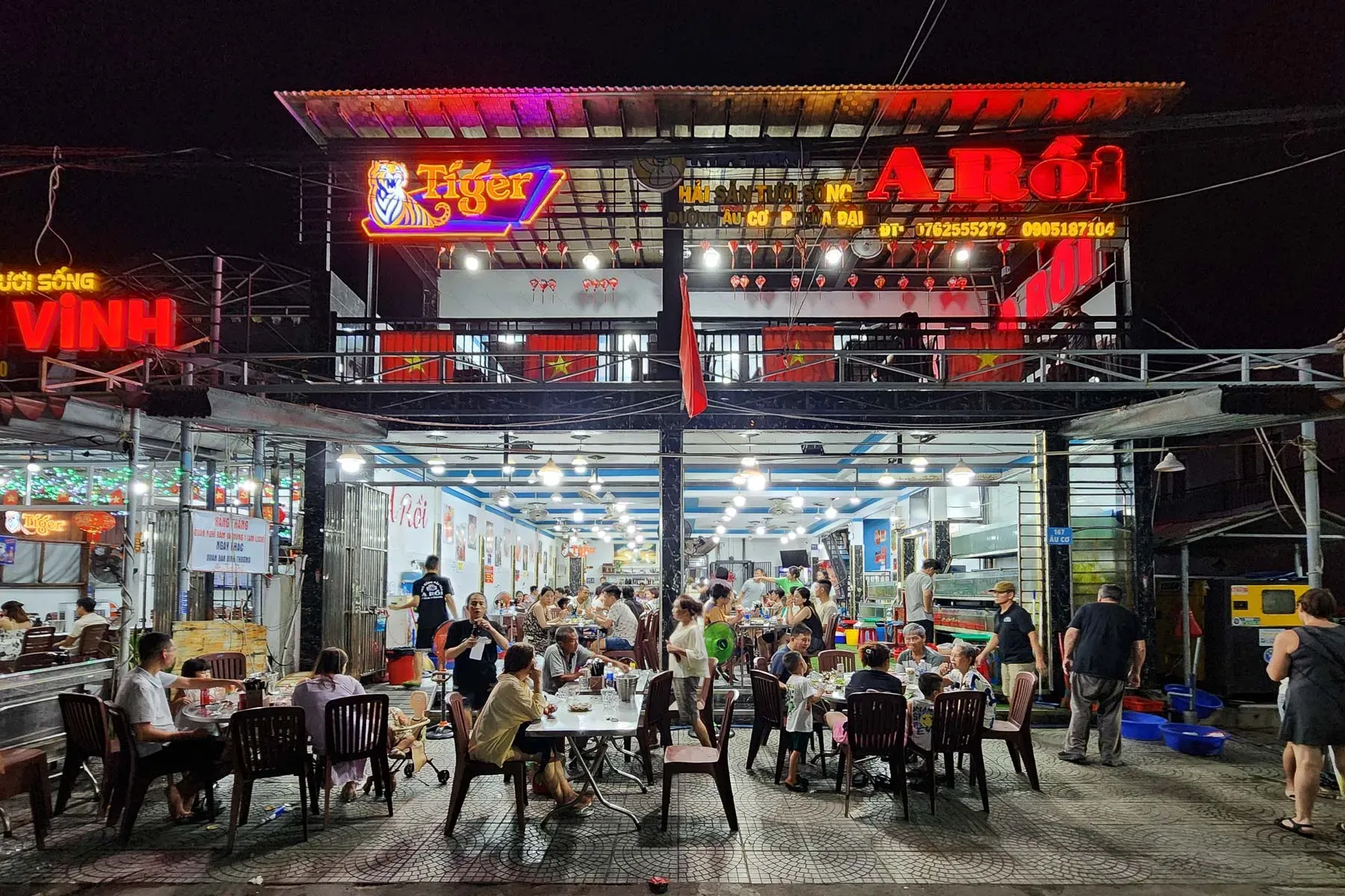 Nhà hàng hải sản A Rồi Hội An - Không gian ẩm thực địa phương