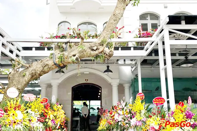 Nhà hàng Hải Sản Biển Đông chi nhánh Vinhomes Riverside The Harmony Long Biên