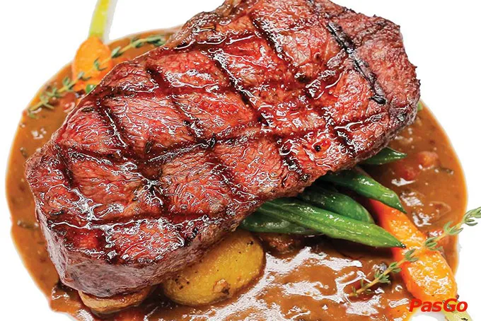 Không gian buffet hiện đại tại Jaspas Restaurant với thực đơn đa dạng món Á-Âu