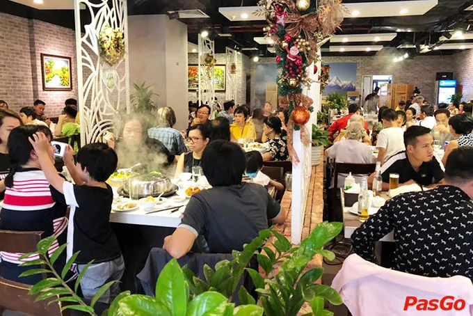 Tông màu đen trắng tạo cảm giác lịch sự