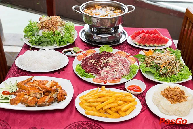 Kiến trúc hình thuyền độc đáo tại nhà hàng Phương Nguyên Tô Ngọc Vân