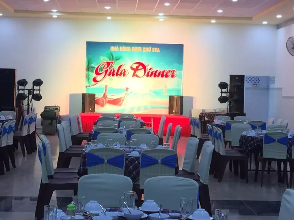 Không gian Gala Dinner được trang trí lộng lẫy tại nhà hàng Ninh Chữ Sea