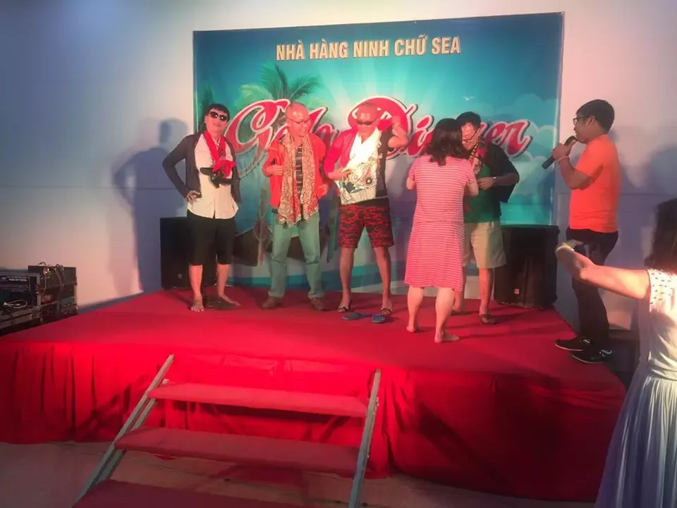 Tiệc BBQ hải sản tươi sống tại nhà hàng Ninh Chữ Sea